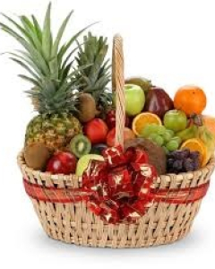 10 items Fruity basket